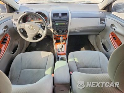 Zdjęcie 8 z 12 samochodu: 2009 TOYOTA COROLLA XLE VIN:1NXBU40E99Z053779 - miniatura