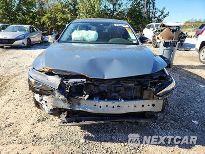 Piąte zdjęcie samochodu w środku: 2025 MAZDA 3 PREFERRED VIN:3MZBPBCMXSM467731 - miniatura