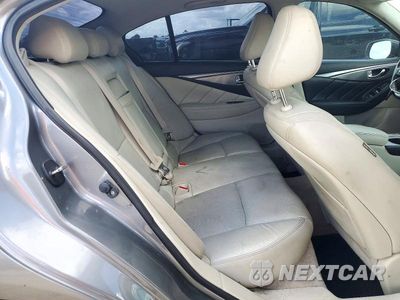 Zdjęcie 10 z 12 samochodu: 2015 INFINITI Q50 PREMIUM VIN:JN1BV7AP1FM351003 - miniatura