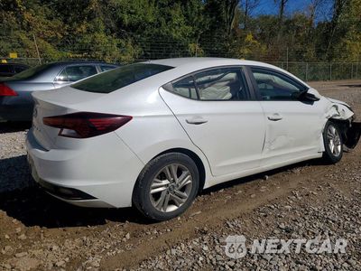 Trzecie zdjęcie samochodu z tyłu: 2019 HYUNDAI ELANTRA SEL VIN:5NPD84LF7KH428252 - miniatura