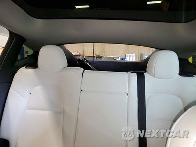 Zdjęcie 10 z 14 samochodu: 2021 TESLA MODEL Y VIN:5YJYGDEF3MF230223 - miniatura