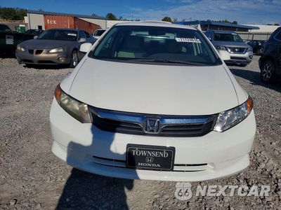 Piąte zdjęcie samochodu w środku: 2012 HONDA CIVIC LX VIN:19XFB2F56CE041988 - miniatura