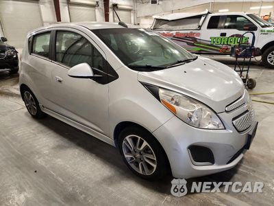 Czwarte zdjęcie samochodu z boku: 2015 CHEVROLET SPARK EV 1LT VIN:KL8CK6S06FC818761 - miniatura