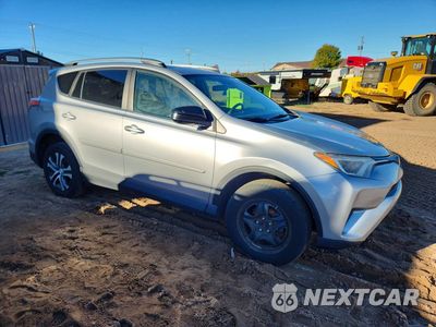 Czwarte zdjęcie samochodu z boku: 2017 TOYOTA RAV4 LE VIN:2T3BFREV2HW639732 - miniatura