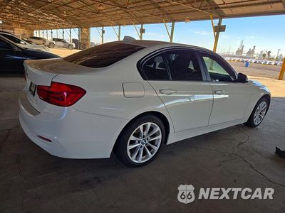 Trzecie zdjęcie samochodu z tyłu: 2018 BMW 320 I VIN:WBA8A9C59JAH13258 - miniatura