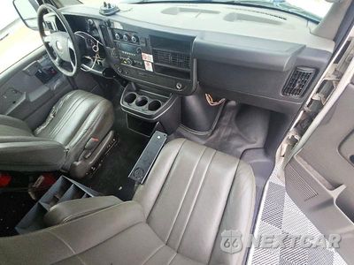 Zdjęcie 8 z 13 samochodu: 2012 CHEVROLET EXPRESS G1500 VIN:1GCSGAFX0C1186457 - miniatura