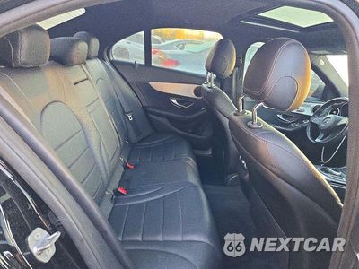 Zdjęcie 10 z 12 samochodu: 2018 MERCEDES-BENZ C 300 VIN:55SWF4JB0JU273232 - miniatura