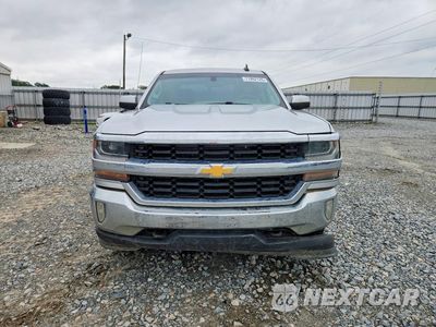 Piąte zdjęcie samochodu w środku: 2018 CHEVROLET SILVERADO K1500 LT VIN:3GCUKREC2JG164074 - miniatura