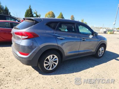Trzecie zdjęcie samochodu z tyłu: 2018 HYUNDAI TUCSON SE VIN:KM8J2CA49JU683548 - miniatura
