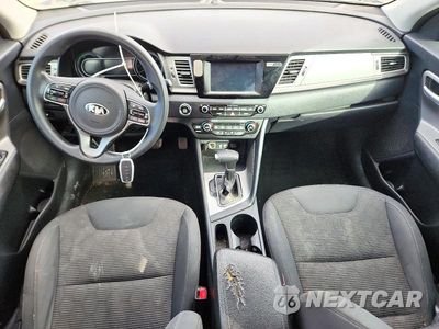 Zdjęcie 8 z 12 samochodu: 2018 KIA NIRO LX VIN:KNDCB3LC6J5125376 - miniatura