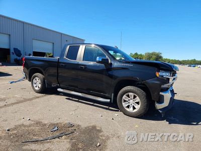 Czwarte zdjęcie samochodu z boku: 2020 CHEVROLET SILVERADO K1500 LT VIN:1GCRYDED1LZ171780 - miniatura