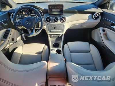Zdjęcie 8 z 12 samochodu: 2017 MERCEDES-BENZ CLA 250 4MATIC VIN:WDDSJ4GB4HN400944 - miniatura