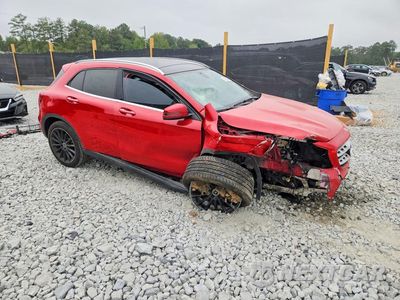 Czwarte zdjęcie samochodu z boku: 2018 MERCEDES-BENZ GLA 250 VIN:WDCTG4EB2JJ396531 - miniatura
