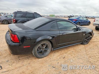 Trzecie zdjęcie samochodu z tyłu: 2004 FORD MUSTANG VIN:1FAFP406X4F190819 - miniatura