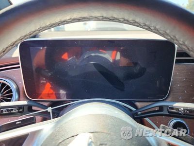 Zdjęcie 9 z 13 samochodu: 2023 MERCEDES-BENZ EQE SUV 350 4MATIC VIN:4JGGM1CB8PA001094 - miniatura