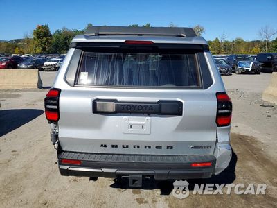 Zdjęcie 6 z 12 samochodu: 2025 TOYOTA 4RUNNER TRD OFF-ROAD HV VIN:JTEVB5BR9S5001075 - miniatura