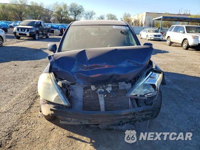 Piąte zdjęcie samochodu w środku: 2009 NISSAN VERSA 1.8 S VIN:3N1BC13E89L382455 - miniatura