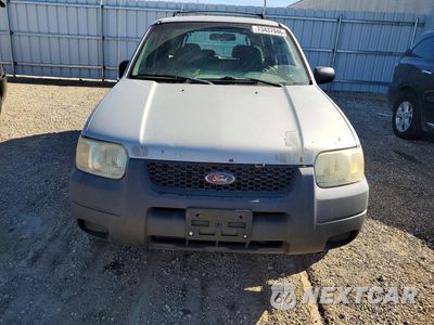 Piąte zdjęcie samochodu w środku: 2003 FORD ESCAPE XLS VIN:1FMYU02193KD18751 - miniatura