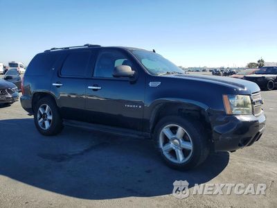 Czwarte zdjęcie samochodu z boku: 2007 CHEVROLET TAHOE K1500 VIN:1GNFK13007R151651 - miniatura