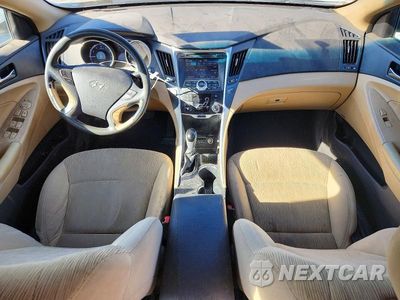 Zdjęcie 8 z 12 samochodu: 2011 HYUNDAI SONATA GLS VIN:5NPEB4AC2BH237059 - miniatura