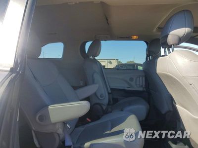 Zdjęcie 11 z 14 samochodu: 2022 TOYOTA SIENNA XLE VIN:5TDYSKFC1NS072775 - miniatura