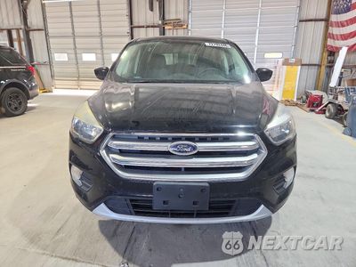 Piąte zdjęcie samochodu w środku: 2017 FORD ESCAPE SE VIN:1FMCU0GD1HUB28628 - miniatura