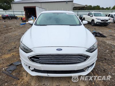Piąte zdjęcie samochodu w środku: 2017 FORD FUSION SE VIN:3FA6P0HD5HR154265 - miniatura