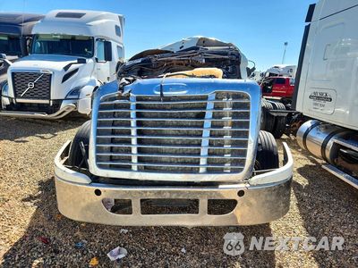 Piąte zdjęcie samochodu w środku: 2016 FREIGHTLINER CASCADIA 1 - SEMI TRUCK VIN:1FUJGEBG2GLHA7060 - miniatura