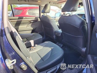 Zdjęcie 11 z 14 samochodu: 2020 TOYOTA HIGHLANDER HYBRID PLATINUM VIN:5TDEBRCH0LS007554 - miniatura