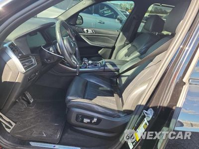 Zdjęcie 7 z 13 samochodu: 2019 BMW X5 XDRIVE50I VIN:5UXJU2C51KLB15527 - miniatura