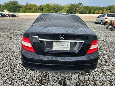Zdjęcie 6 z 12 samochodu: 2010 MERCEDES-BENZ C 300 VIN:WDDGF5EB2AF447633 - miniatura