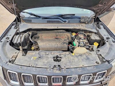 Zdjęcie 12 z 13 samochodu: 2018 JEEP COMPASS LATITUDE VIN:3C4NJDBB8JT392433 - miniatura