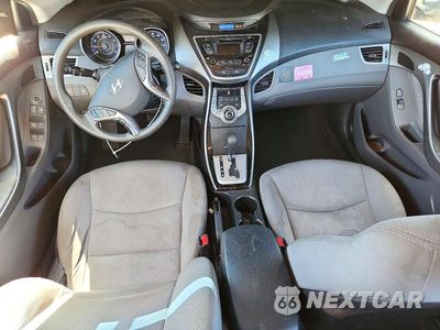 Zdjęcie 8 z 12 samochodu: 2013 HYUNDAI ELANTRA GLS VIN:5NPDH4AE0DH453717 - miniatura