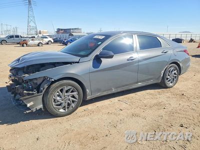 2024 HYUNDAI ELANTRA SEL KMHLM4DG4RU697819 - główne zdjęcie licytacji z USA - miniatura