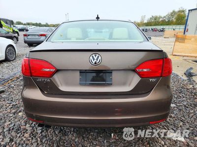 Zdjęcie 6 z 13 samochodu: 2014 VOLKSWAGEN JETTA TDI VIN:3VWLL7AJ5EM408984 - miniatura