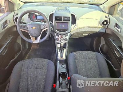 Zdjęcie 8 z 12 samochodu: 2016 CHEVROLET SONIC LT VIN:1G1JC6SH1G4125084 - miniatura
