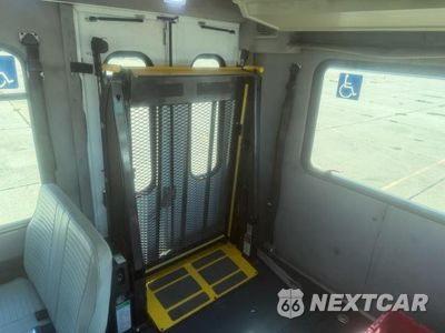 Zdjęcie 13 z 14 samochodu: 2015 FREIGHTLINER CHASSIS S-2 VIN:4UZADSDT6FCGS0091 - miniatura