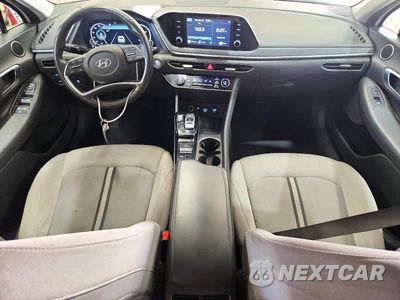 Zdjęcie 8 z 12 samochodu: 2021 HYUNDAI SONATA SEL VIN:5NPEF4JA2MH099917 - miniatura