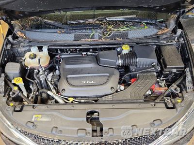 Zdjęcie 12 z 13 samochodu: 2017 CHRYSLER PACIFICA LIMITED VIN:2C4RC1GG4HR810725 - miniatura