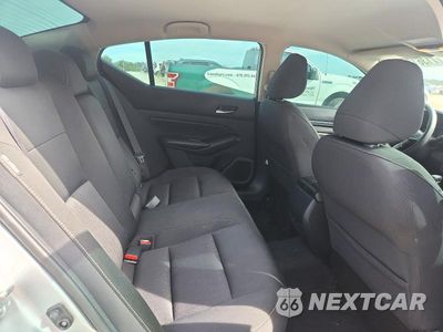 Zdjęcie 10 z 12 samochodu: 2019 NISSAN ALTIMA S VIN:1N4BL4BV2KN308718 - miniatura