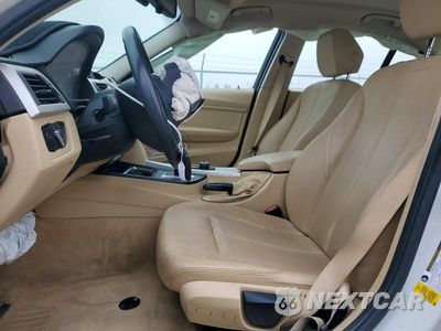Zdjęcie 7 z 12 samochodu: 2014 BMW 320 I VIN:WBA3B1C53EPV79775 - miniatura