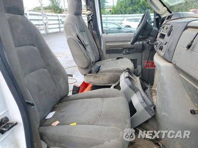 Zdjęcie 11 z 13 samochodu: 2022 FORD ECONOLINE E350 SUPER DUTY CUTAWAY VAN VIN:1FDWE3FN9NDC41860 - miniatura