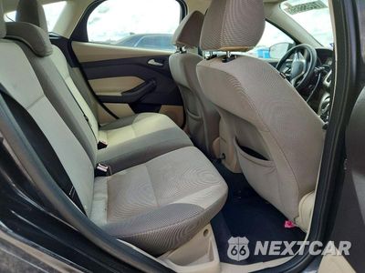 Zdjęcie 10 z 12 samochodu: 2014 FORD FOCUS SE VIN:1FADP3K25EL117436 - miniatura