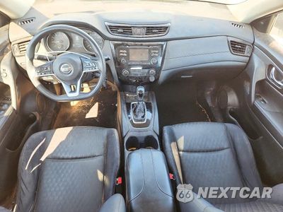 Zdjęcie 8 z 12 samochodu: 2017 NISSAN ROGUE S VIN:JN8AT2MV2HW025346 - miniatura