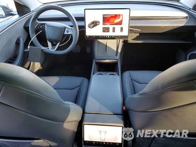 Zdjęcie 8 z 12 samochodu: 2024 TESLA MODEL 3 VIN:5YJ3E1EA4RF835118 - miniatura