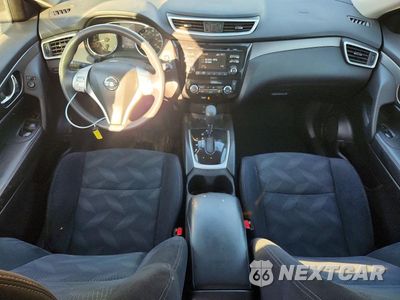 Zdjęcie 8 z 13 samochodu: 2015 NISSAN ROGUE SV VIN:5N1AT2MV8FC820374 - miniatura