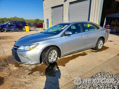 2015 TOYOTA CAMRY LE 4T1BF1FK5FU091897 - główne zdjęcie licytacji z USA - miniatura