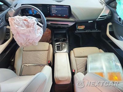 Zdjęcie 8 z 12 samochodu: 2026 BMW 228 VIN:WBA83GG02T7U72427 - miniatura