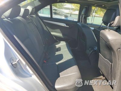 Zdjęcie 10 z 12 samochodu: 2014 MERCEDES-BENZ C 300 4MATIC VIN:WDDGF8AB4ER318269 - miniatura