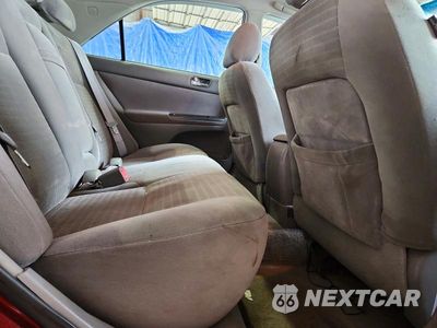 Zdjęcie 10 z 12 samochodu: 2005 TOYOTA CAMRY LE VIN:4T1BE30K85U005438 - miniatura